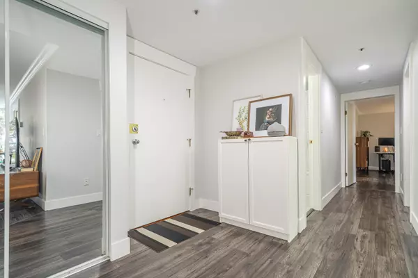 Richmond, BC V7C 3W2,7700 Gilbert RD #304