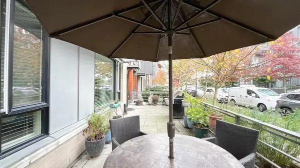 Vancouver, BC V5S 0A8,3163 Riverwalk AVE #111
