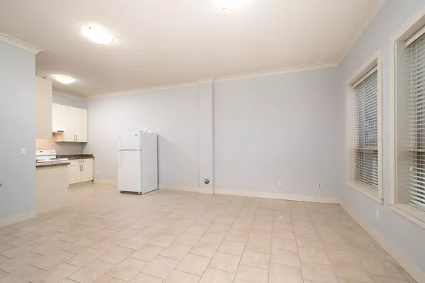 17551 Abbey DR #Lower Surrey, BC V4N 4H2