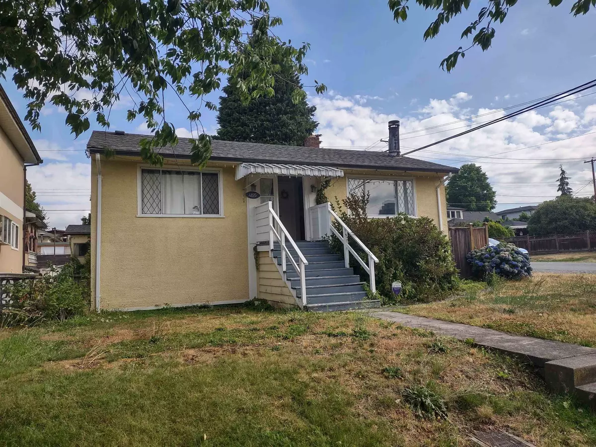 Burnaby, BC V5C 3J5,4195 William ST