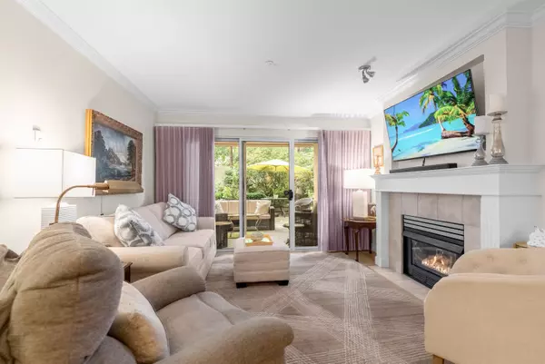 Surrey, BC V4A 9T4,15155 22 AVE #103