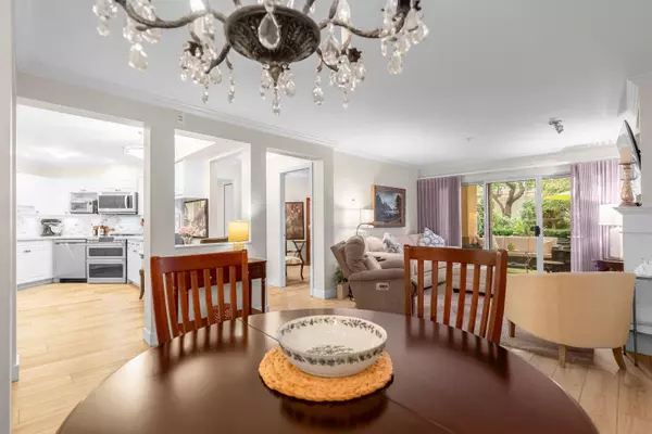 Surrey, BC V4A 9T4,15155 22 AVE #103