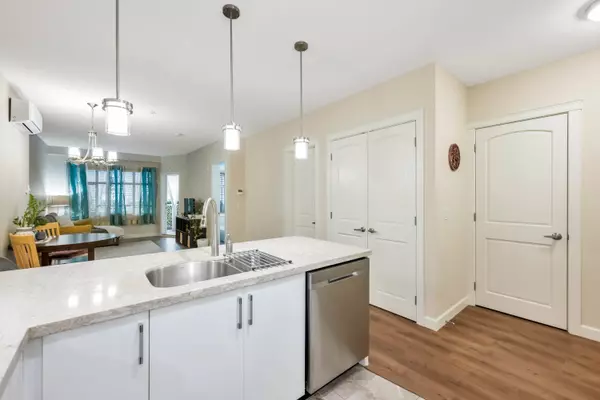 20325 85 AVE #213 Langley, BC V2Y 2C2