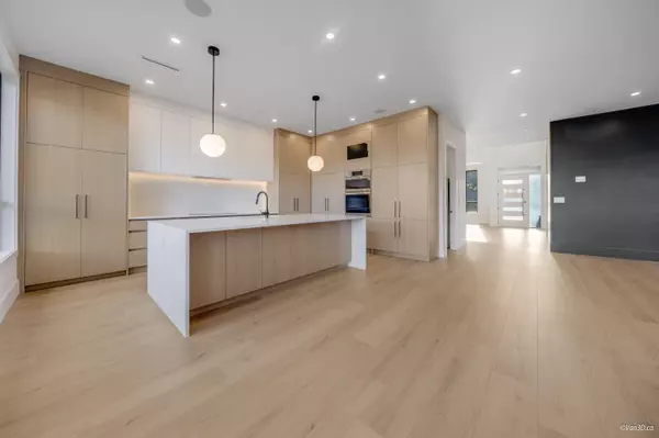 19727 31b AVE Langley, BC V2Z 0B2