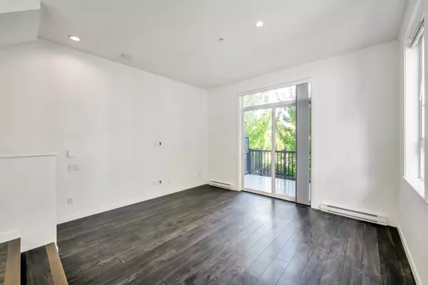 Langley, BC V2Y 0S6,8476 207a ST #85