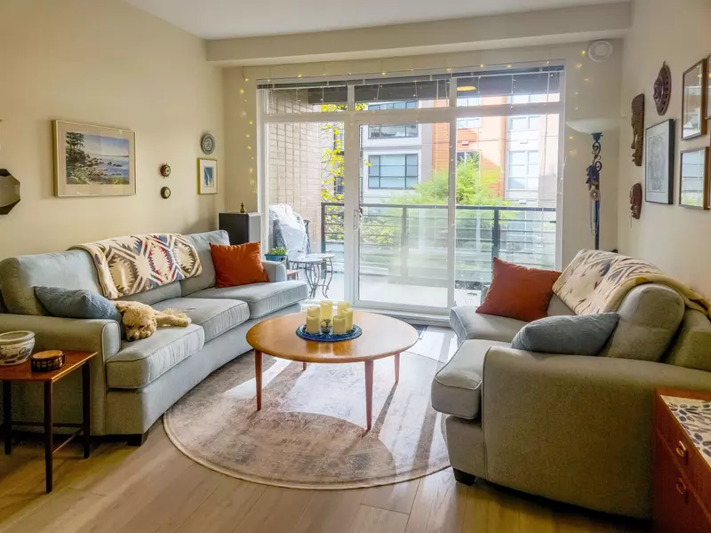 5983 Gray AVE #218, Vancouver, BC V6S 0G8