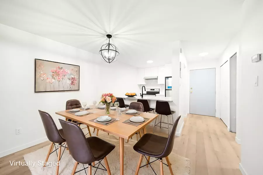 360 E 2nd ST #207, North Vancouver, BC V7L 4N6