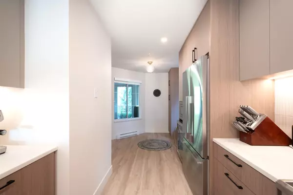 North Vancouver, BC V7H 2X7,1050 Bowron CT #403