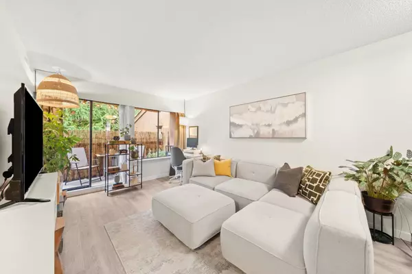 1884 Purcell WAY, North Vancouver, BC V7J 3K3