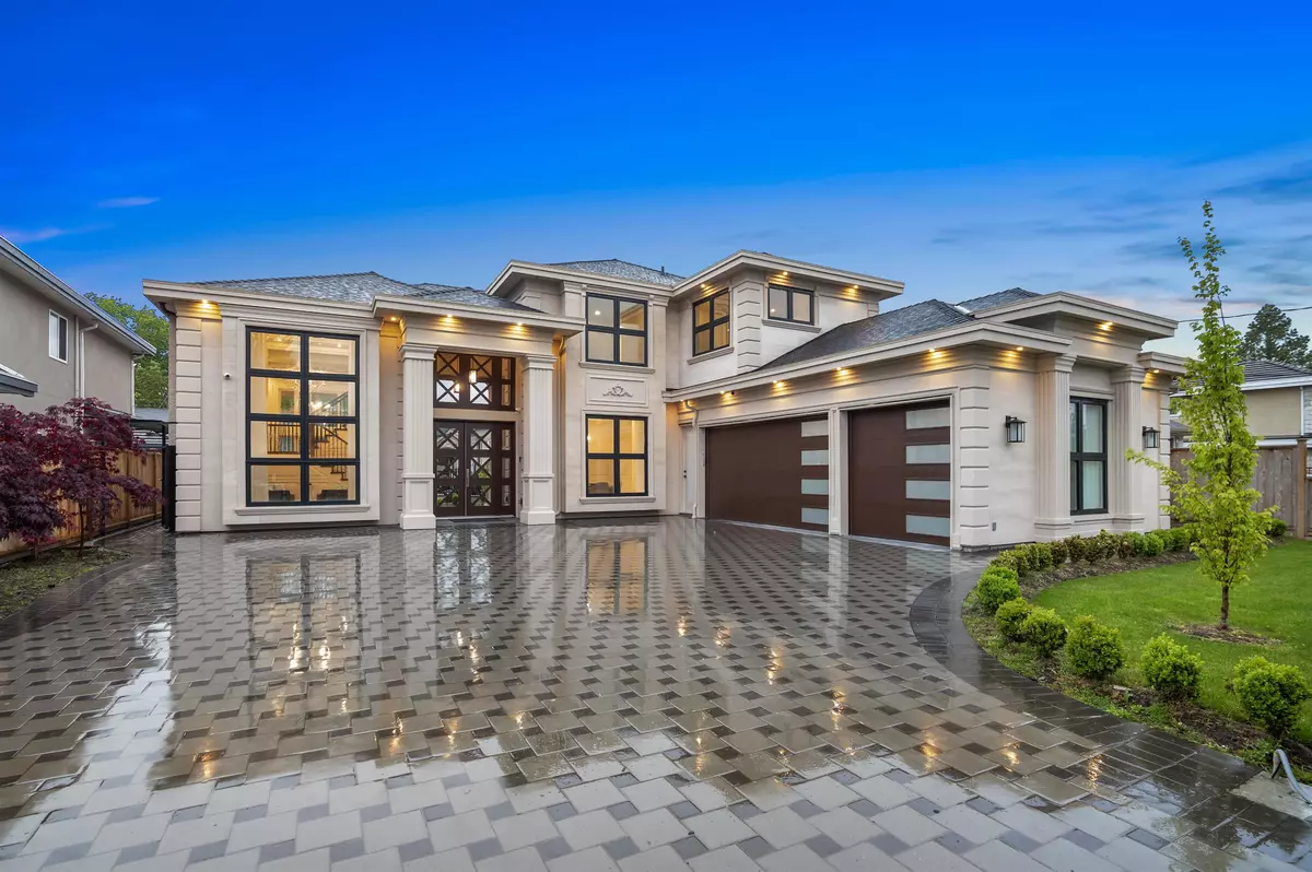 Richmond, BC V7A 2C5,9031 Pinewell CRES