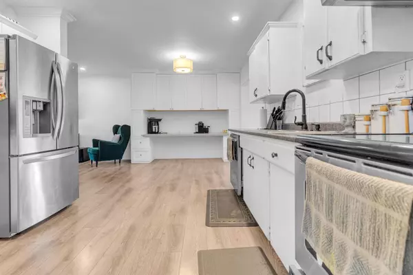 32546 Pandora AVE Abbotsford, BC V2T 3X1