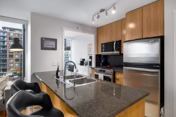 Vancouver, BC V6B 1G2,1010 Richards ST #1107