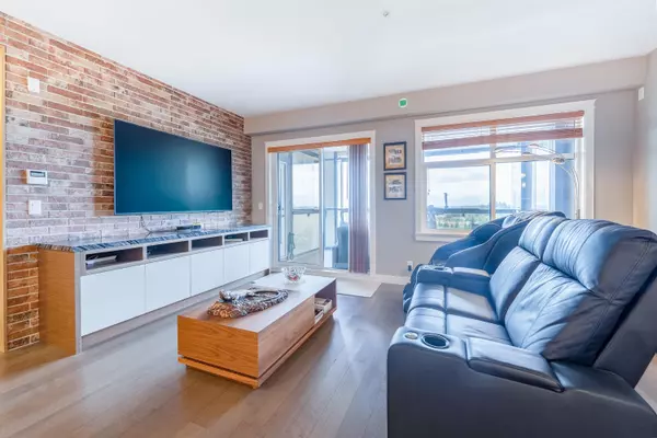 Langley, BC V2Y 3L6,20290 86 AVE #405