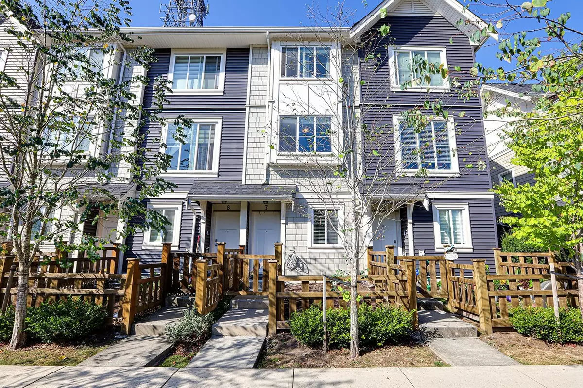 Surrey, BC V4N 1G9,8699 158 ST #7