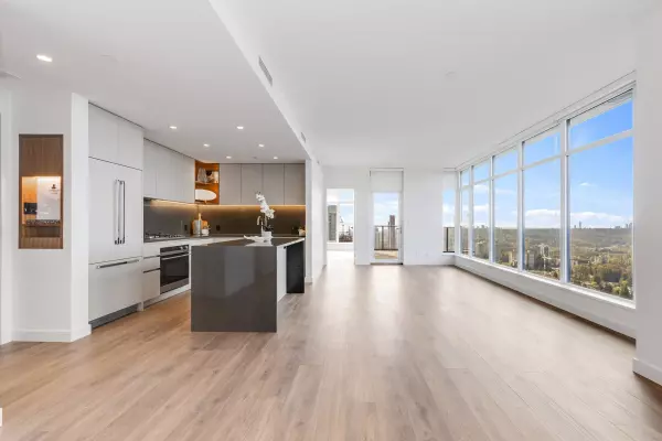 Coquitlam, BC V3J 0P3,720 Farrow ST #3207