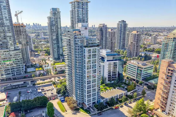 Burnaby, BC V5C 0E3,4400 Buchanan ST #2406