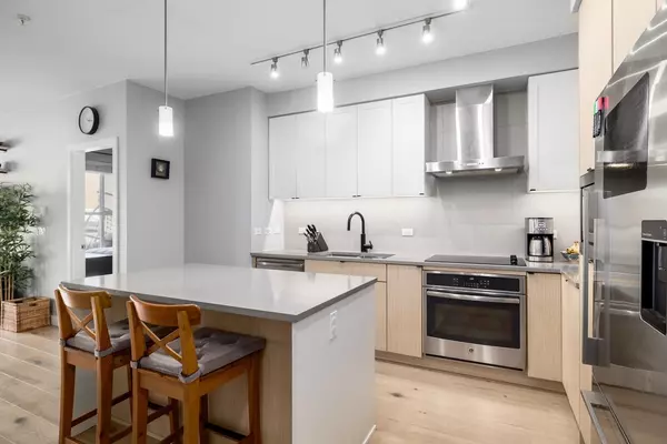 North Vancouver, BC V7K 0A3,3205 Mountain HWY #207