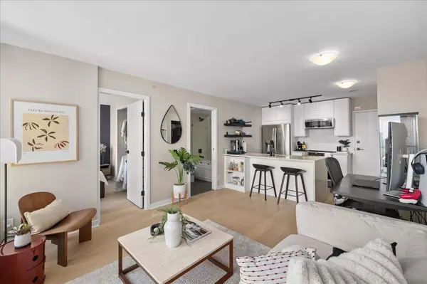 Vancouver, BC V6B 1T7,928 Homer ST #2308