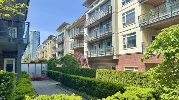 Burnaby, BC V5H 0H1,5355 Lane ST #252