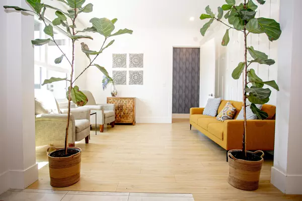 Maple Ridge, BC V2X 3Z6,21661 Ridgeway CRES