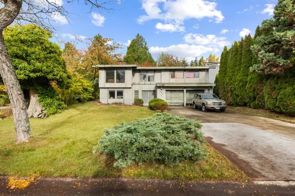 Surrey, BC V4A 5V6,14551 18th AVE