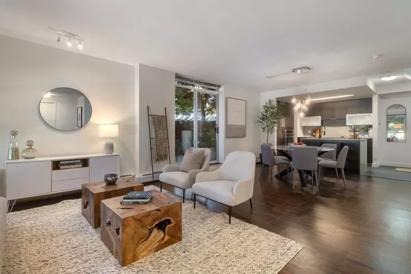 North Vancouver, BC V7M 0A4,188 Chesterfield AVE