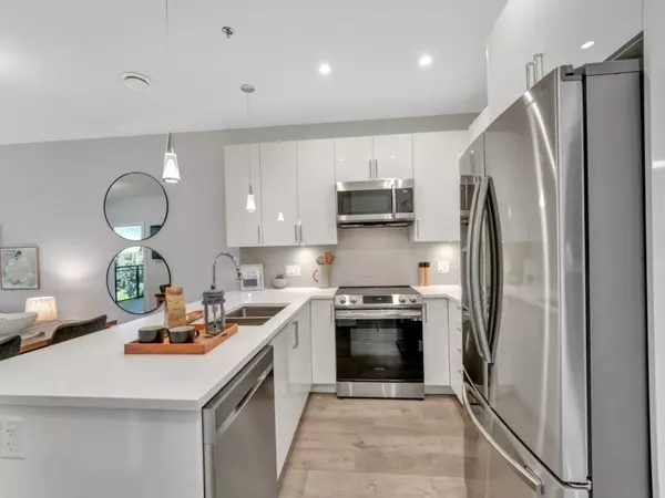 Abbotsford, BC V0V 1V0,33919 George Ferguson WAY #212