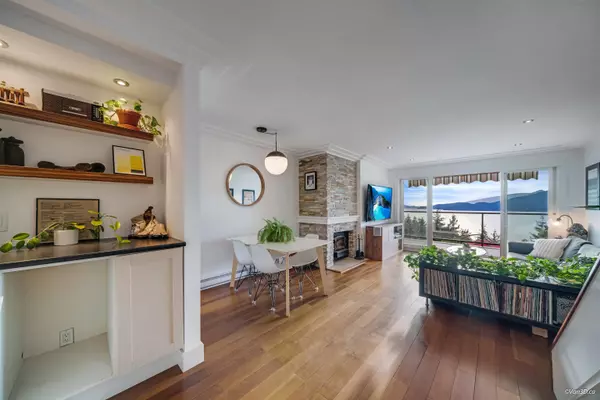 Lions Bay, BC V0N 2E0,430 Crosscreek RD