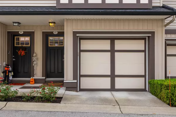 Surrey, BC V3S 3T9,7090 180 ST #42