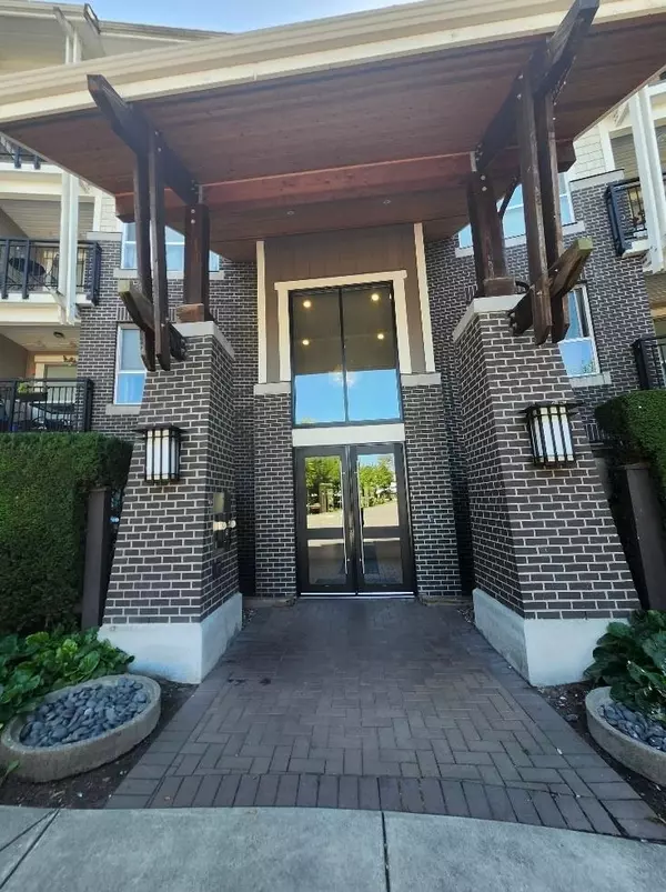 Burnaby, BC V5J 0E4,5788 Sidley ST #301