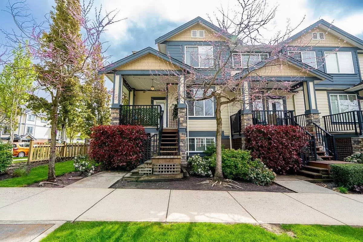 Surrey, BC V4N 6N9,18818 71 AVE #1