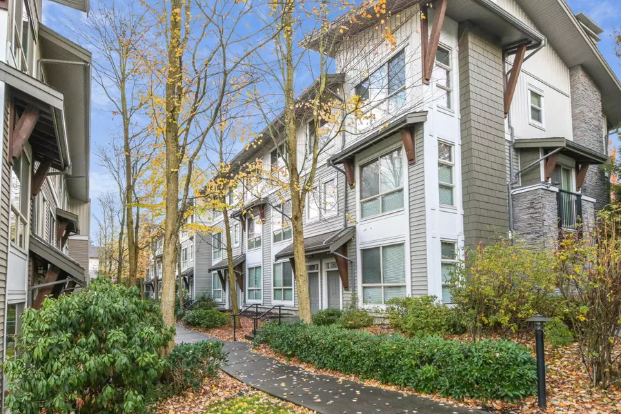 6671 121 ST #72, Surrey, BC V3W 1T9