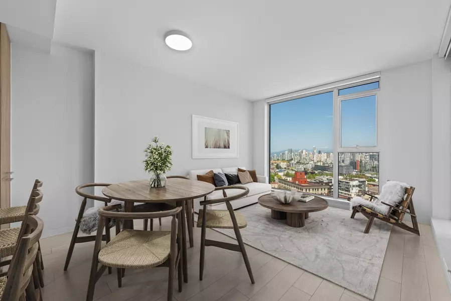 285 E 10th AVE #1812, Vancouver, BC V5T 0H6