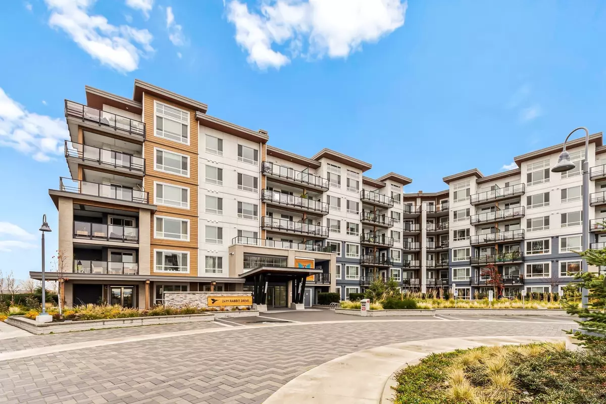 Tsawwassen, BC V4M 0G4,2499 Rabbit DR #328