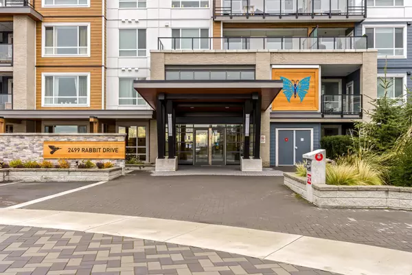 Tsawwassen, BC V4M 0G4,2499 Rabbit DR #328