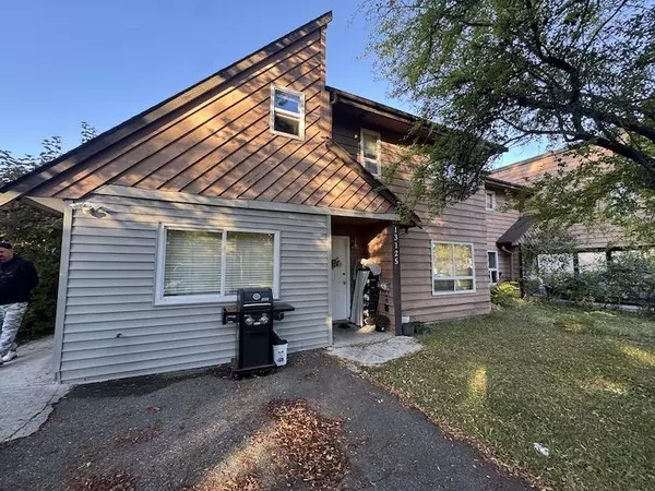 13125 Balloch DR, Surrey, BC V3V 6Y2