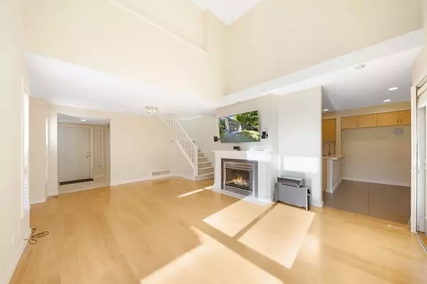 Richmond, BC V6Y 2R1,8000 Heather ST #13