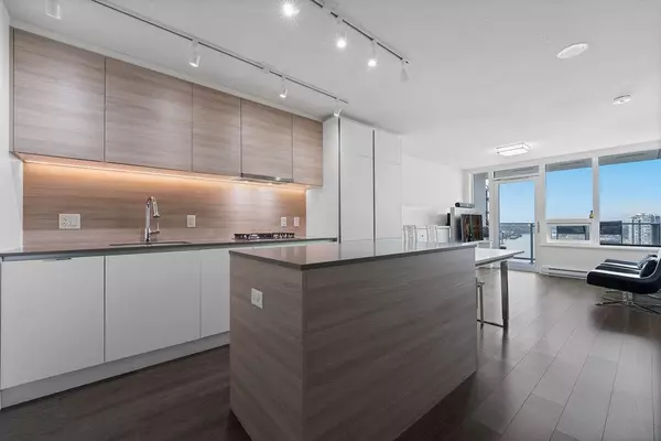 988 Quayside DR #1901 New Westminster, BC V3M 0L5