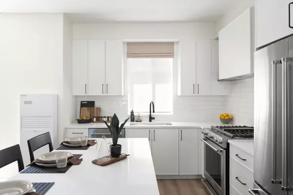 Port Coquitlam, BC V3C 1T9,2150 Rindall AVE #26