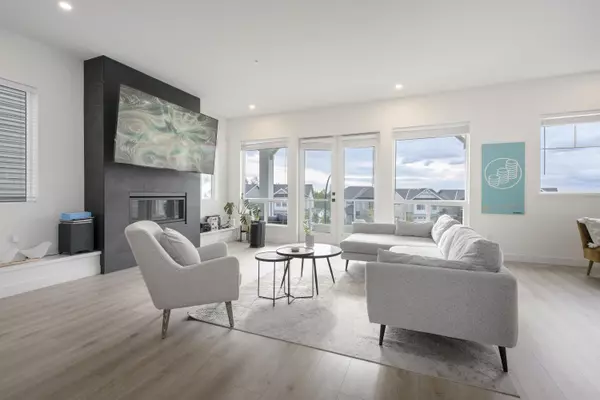 Maple Ridge, BC V4R 0G9,14112 Mier DR