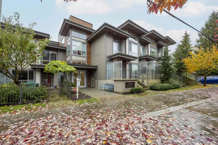 5460 Broadway ST #313, Burnaby, BC V5B 0B4
