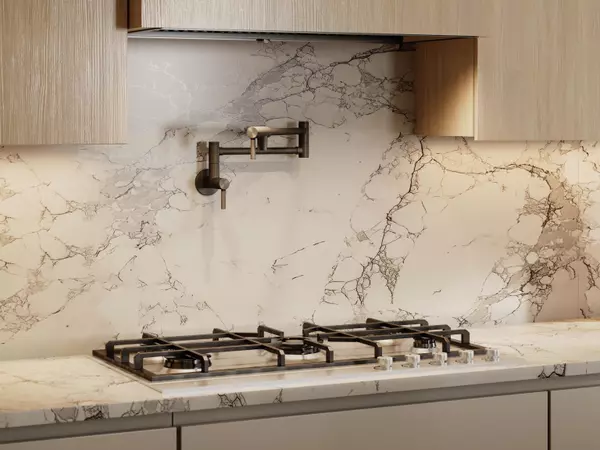 Vancouver, BC V6P 1S3,930 W 57th AVE #4