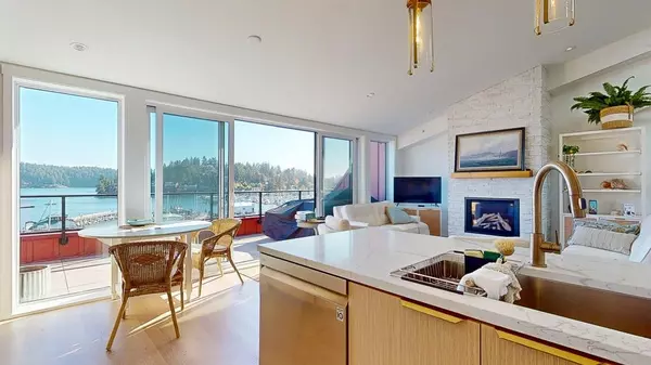 Gibsons, BC V0N 1V0,263 Gower Point RD #102