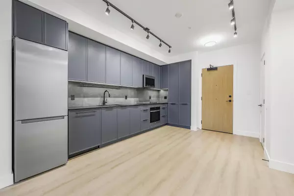 Port Moody, BC V3H 0N9,3075 Murrey ST #203