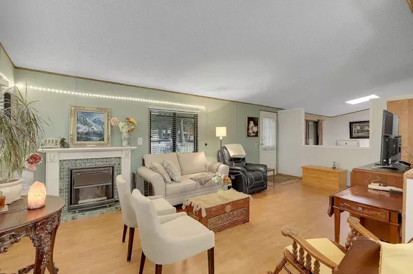 Langley, BC V2Z 2A1,20071 24 AVE #226