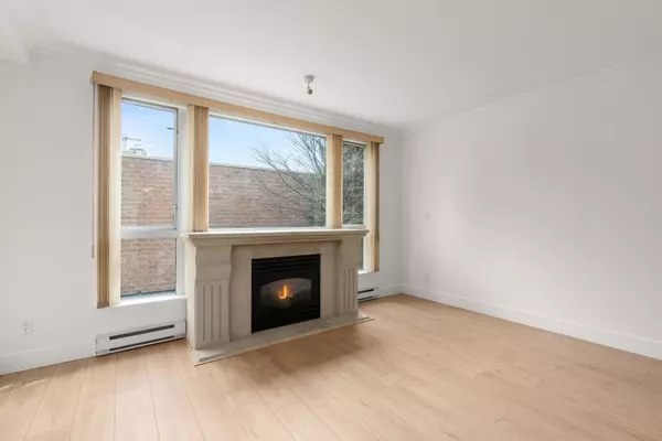 Vancouver, BC V6M 2V9,5770 Oak ST #210