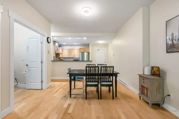 Vancouver, BC V6T 2K2,6328 Larkin DR #312