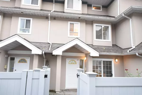 Burnaby, BC V3N 1H1,7128 18th AVE #30