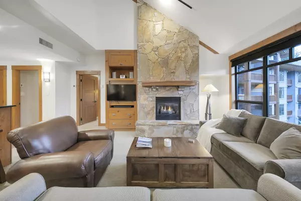 2202 Gondola WAY #401 Whistler, BC V8E 0M7