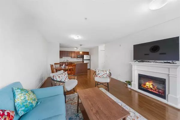 Maple Ridge, BC V2X 6M2,12075 228 ST #204